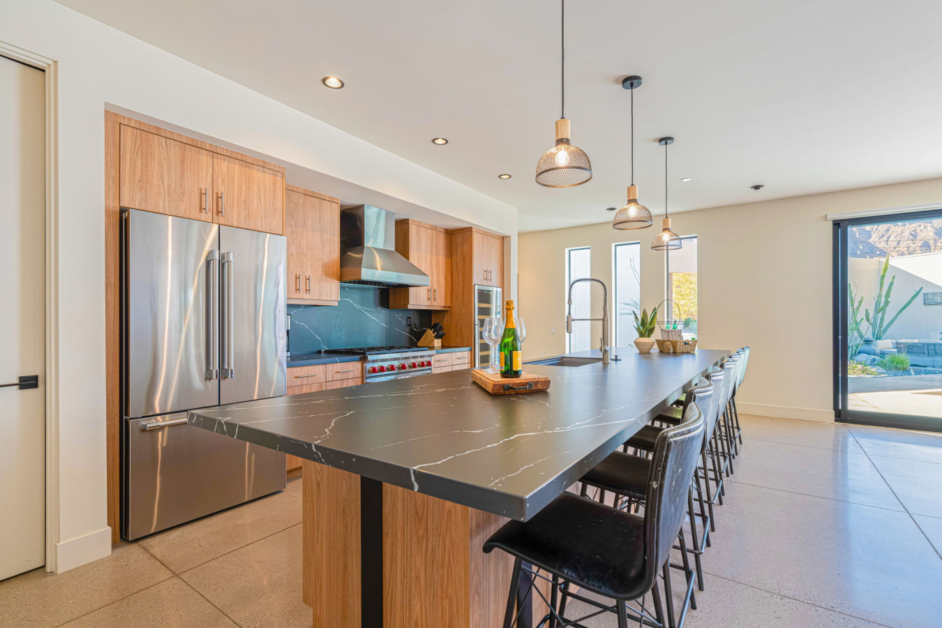 spectacular-resort-style-oasis/