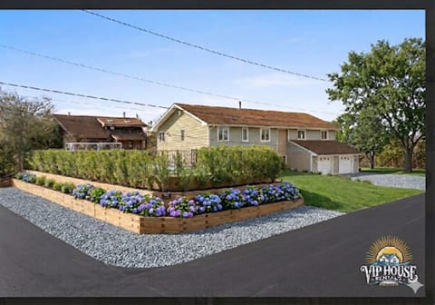 Beach Therapy - Pool, Game Room, Water Views,100 yards-Beach, Putting Green-Sleeps 17