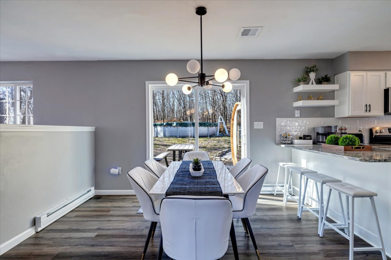 amazing-home-with-hot-tub-pool-sauna-and-more!/