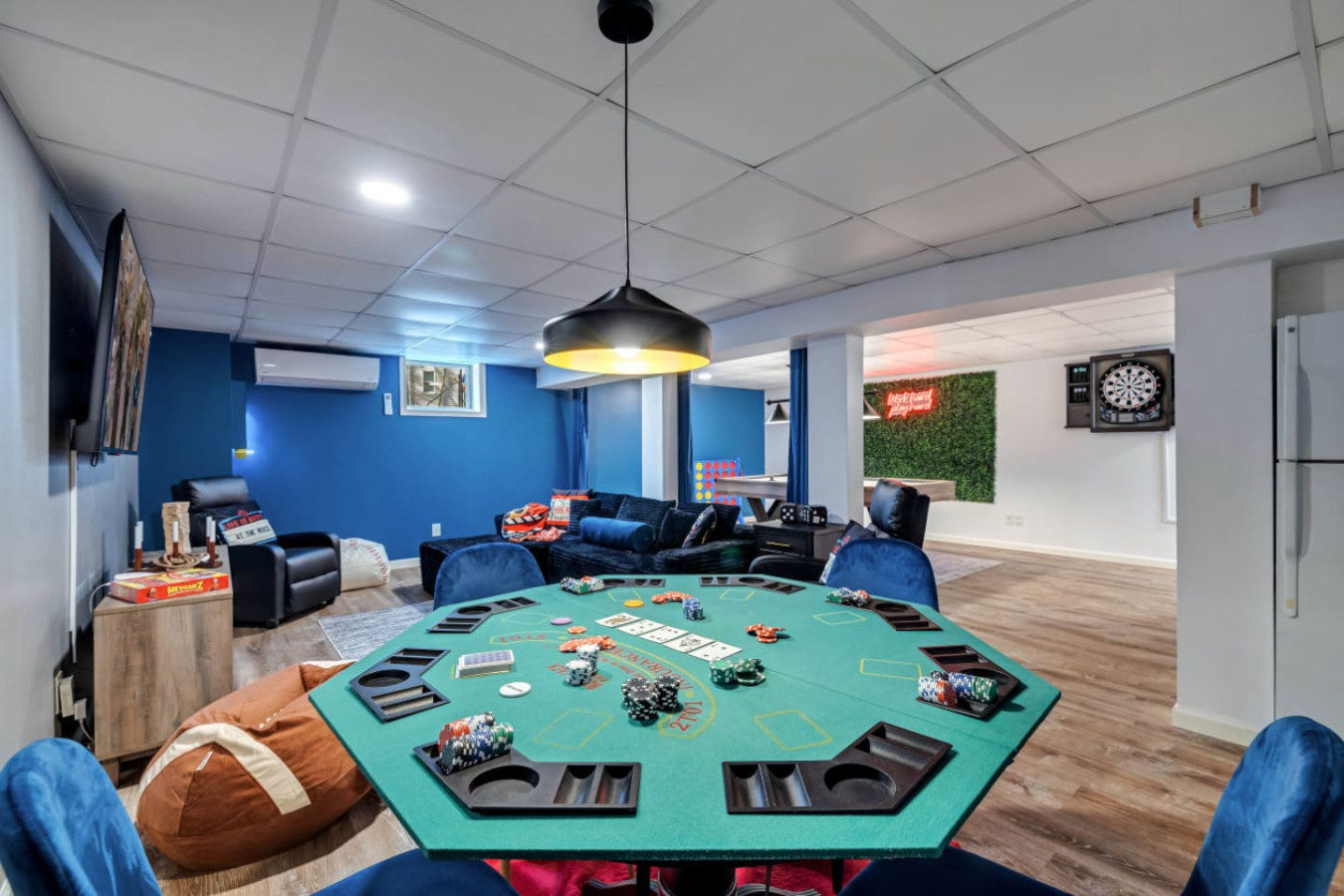 cozy-5br-sleeps-12-w-hot-tub+fire-pit+game-room/