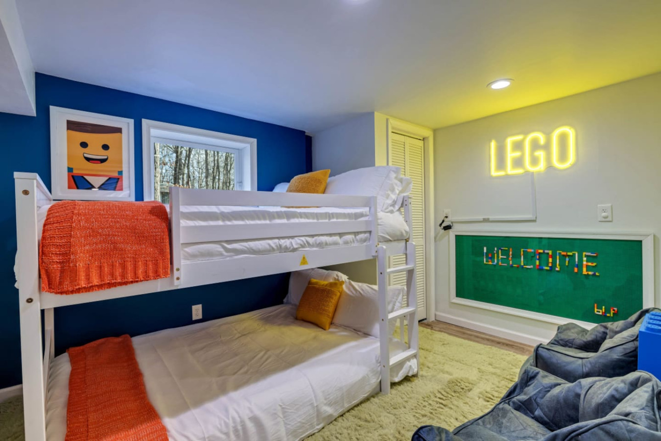 cozy-5br-sleeps-12-w-hot-tub+fire-pit+game-room/