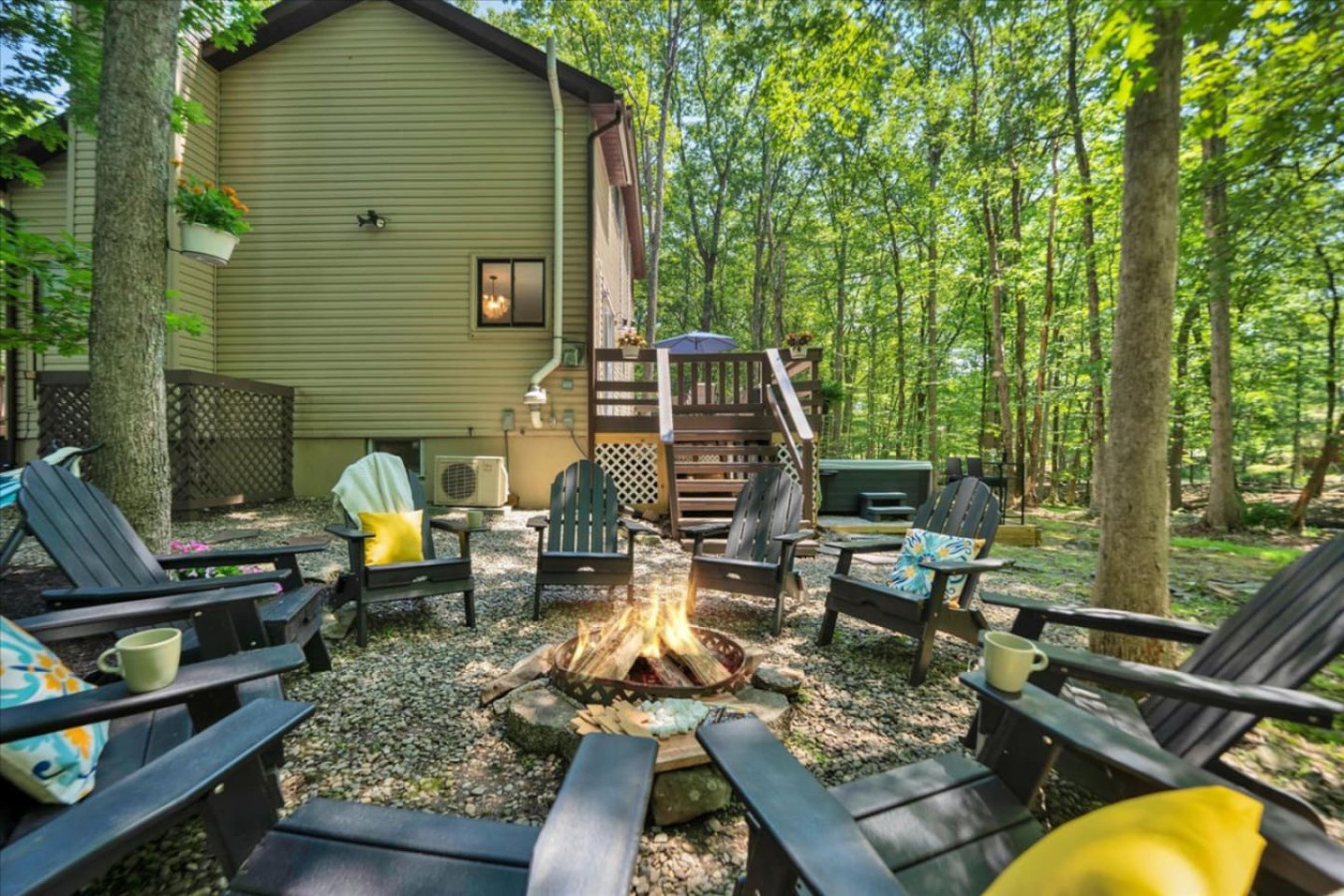 cozy-5br-sleeps-12-w-hot-tub+fire-pit+game-room/