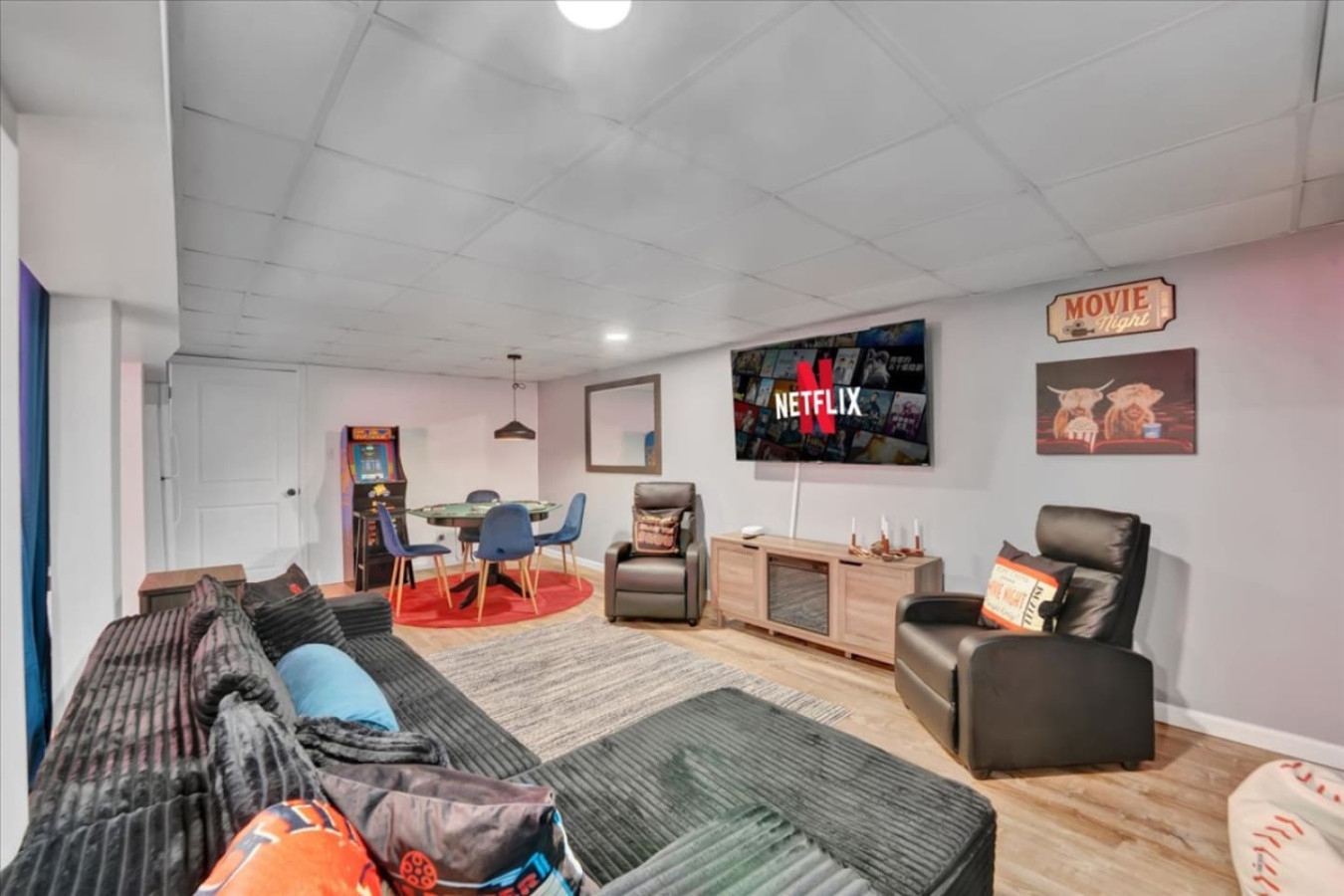 cozy-5br-sleeps-12-w-hot-tub+fire-pit+game-room/