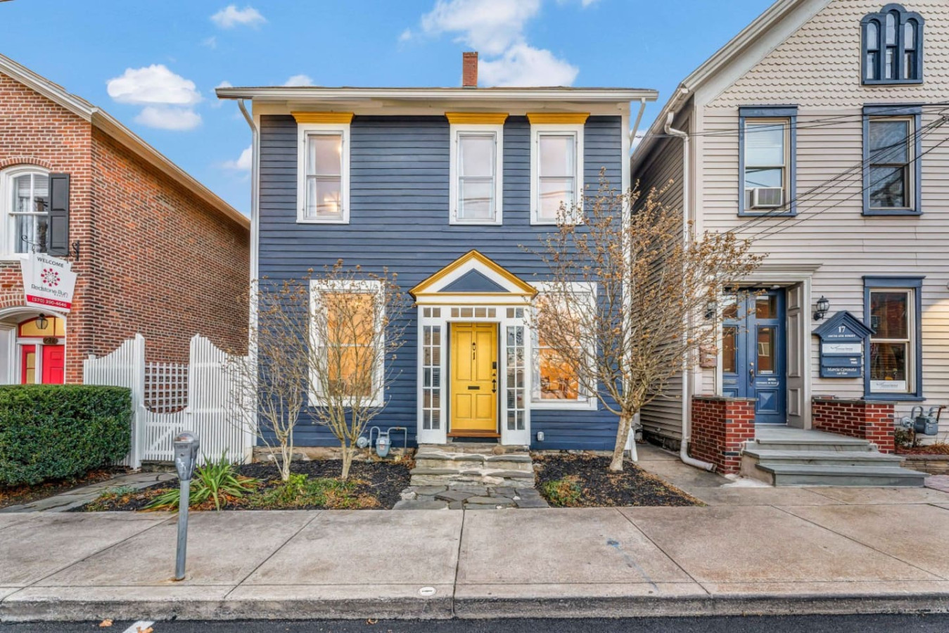 chic-retreat-downtown-stroudsburg-or-3br+sleeps-10/