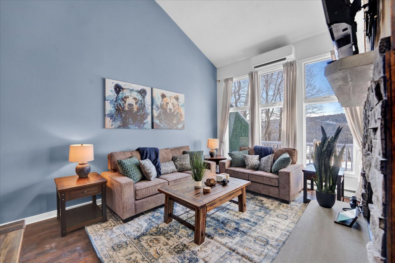 big-boulder-viewsorgame-loft+pet-friendly+sleeps-10/