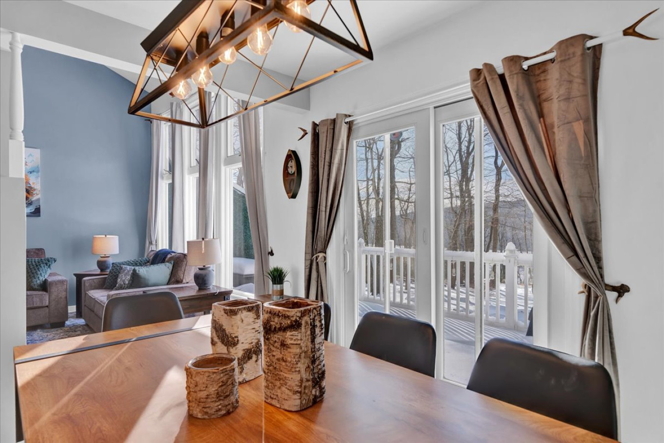 big-boulder-viewsorgame-loft+pet-friendly+sleeps-10/