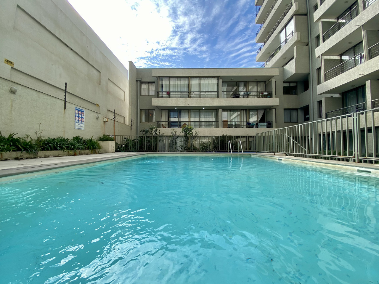 urban-viana-yard-or-bus-terminal-pool-wifi/