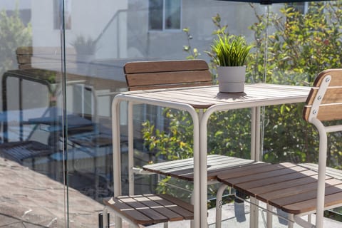 Scandinavian-Style 1BR Apartment BUILT 2024 (p83)