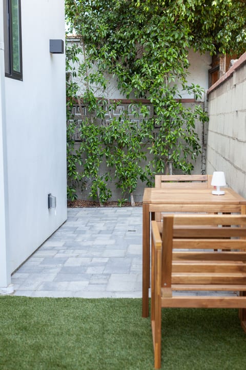 Scandinavian-Style 1BR Apartment BUILT 2024 (p80)