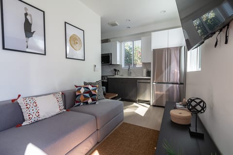 Scandinavian-Style 1BR Apartment Built in 2024 (p81)