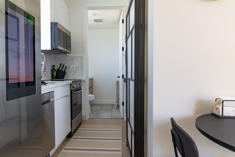 Built 2024 Scandinavian-Style 1 BR/Studio w/ PRIVATE ROOFTOP DECK 360° VIEWS p82