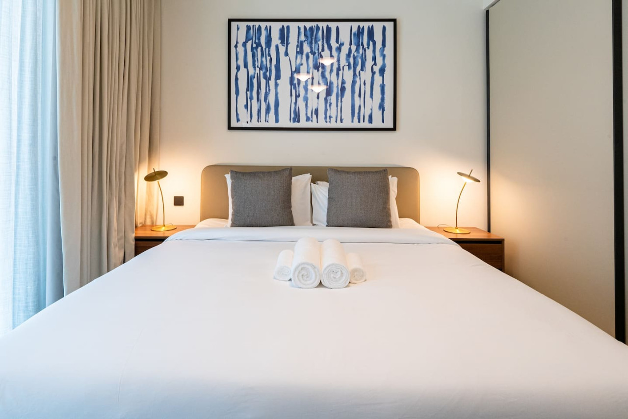 Elegant and Spacious 1 BR Apartment- Beachfront - Tecom - Dubai - United Arab Emirates