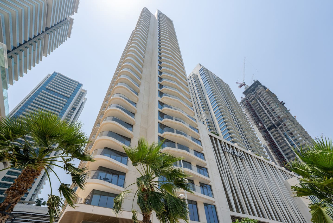 Elegant and Spacious 1 BR Apartment- Beachfront - Tecom - Dubai - United Arab Emirates