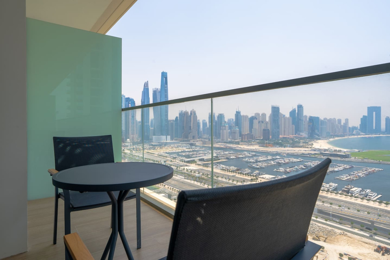 Elegant and Spacious 1 BR Apartment- Beachfront - Tecom - Dubai - United Arab Emirates