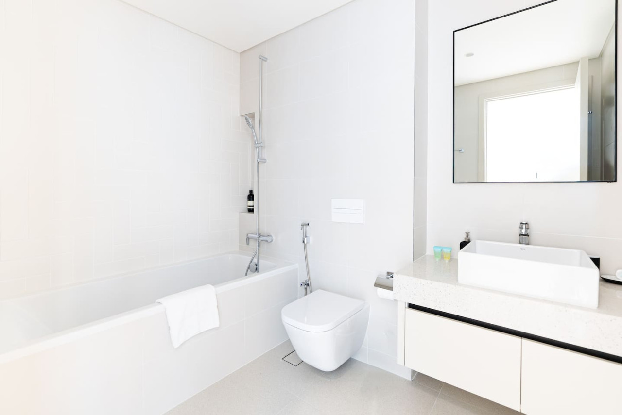 Elegant and Spacious 1 BR Apartment- Beachfront - Tecom - Dubai - United Arab Emirates