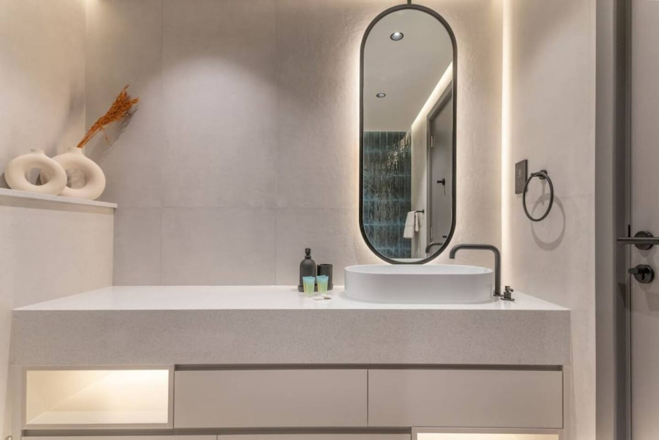 Stunning  4 BR Luxury Apartment - Dubai Marina - Tecom - Dubai - United Arab Emirates