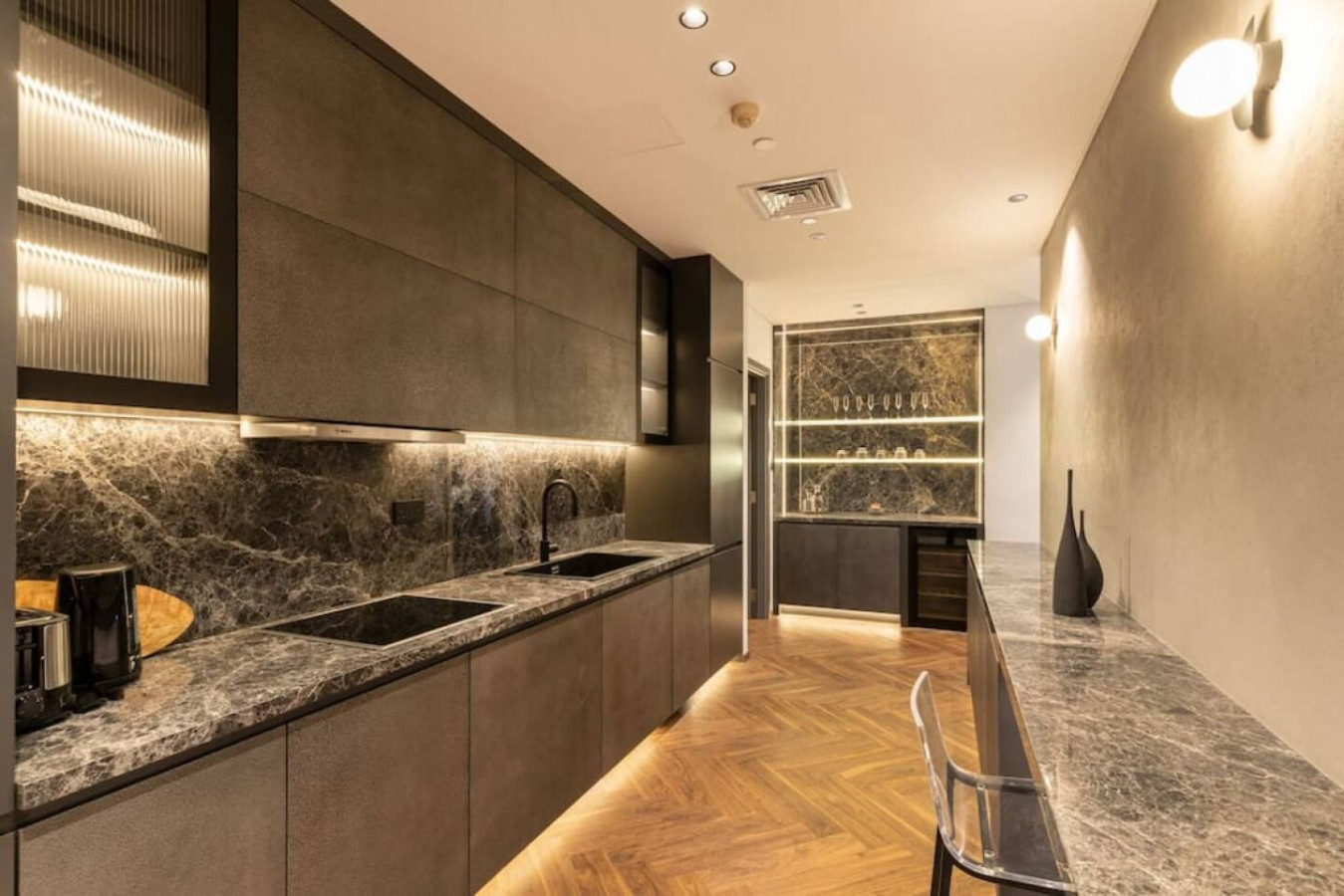 Stunning  4 BR Luxury Apartment - Dubai Marina - Tecom - Dubai - United Arab Emirates