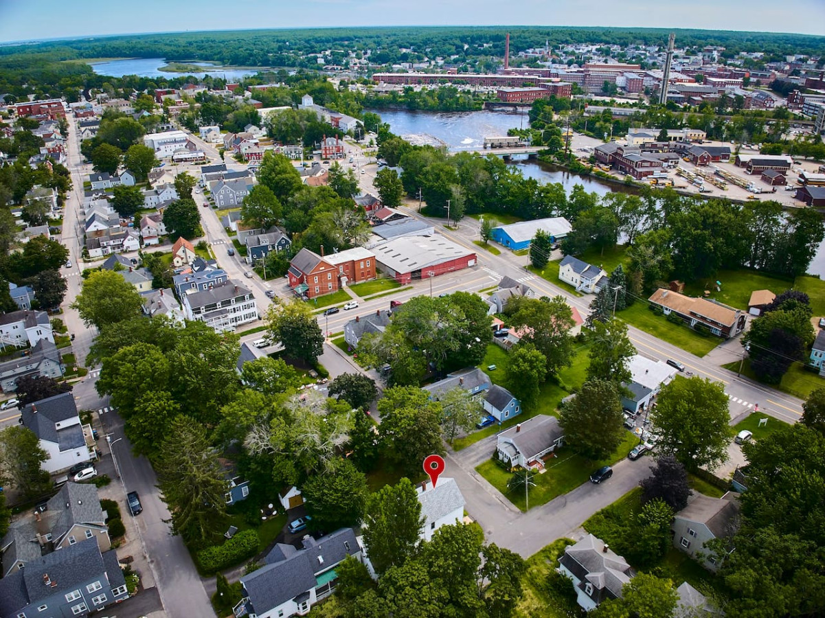 perfect-2bd-location-in-saco-with-free-parking/