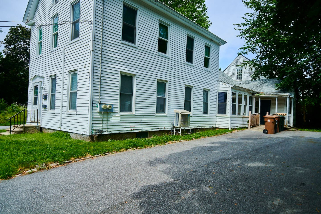 perfect-2bd-location-in-saco-with-free-parking/