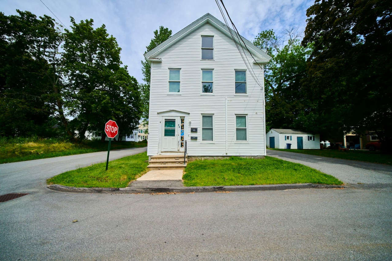 perfect-2bd-location-in-saco-with-free-parking/