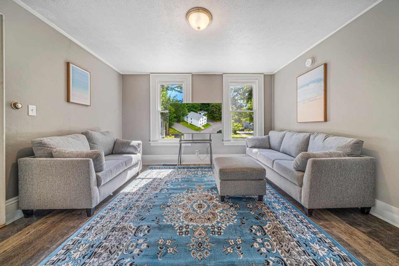 saco-haven:-stylish-2bd-near-everything/