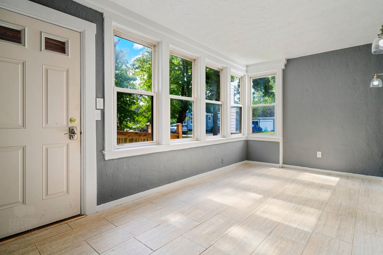 saco-haven:-stylish-2bd-near-everything/