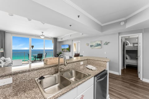 Shores of Panama Chic 2-BD Beachfront Resort Condo!