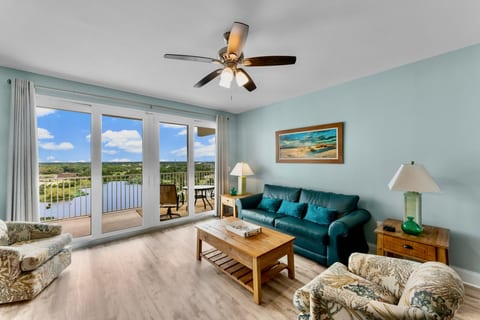 Family and Friends' living area with breathtaking ocean views!