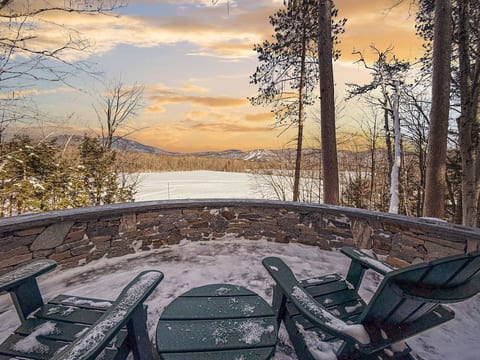 Ridge View Chalet | Incredible Views & Location