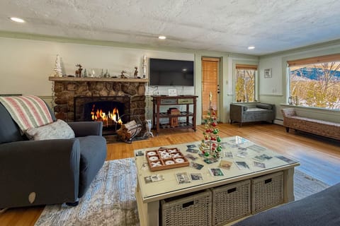 Ridge View Chalet | Incredible Views & Location