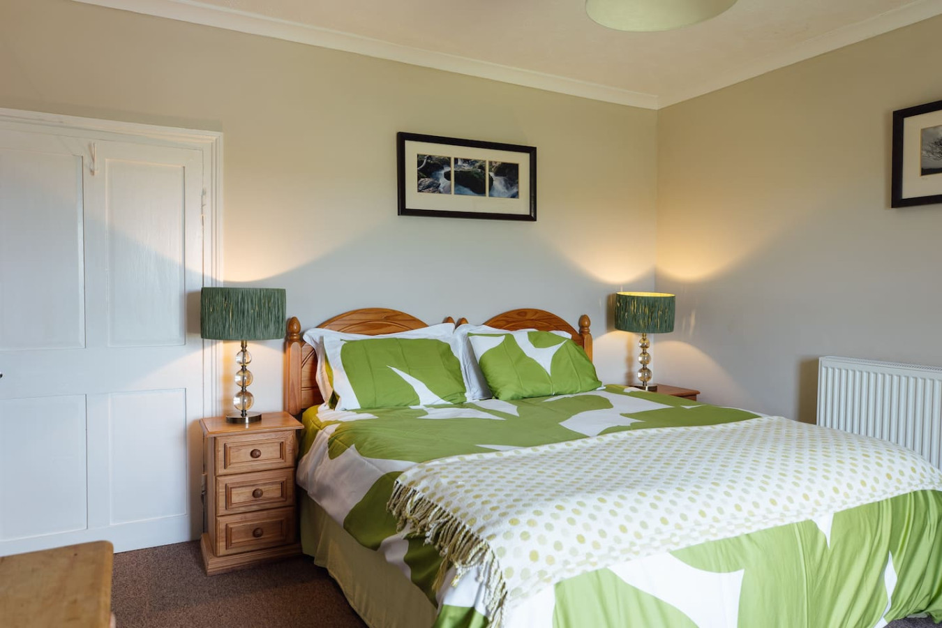 charming-coastal-farmhouse-with-sea-views-and-garden/