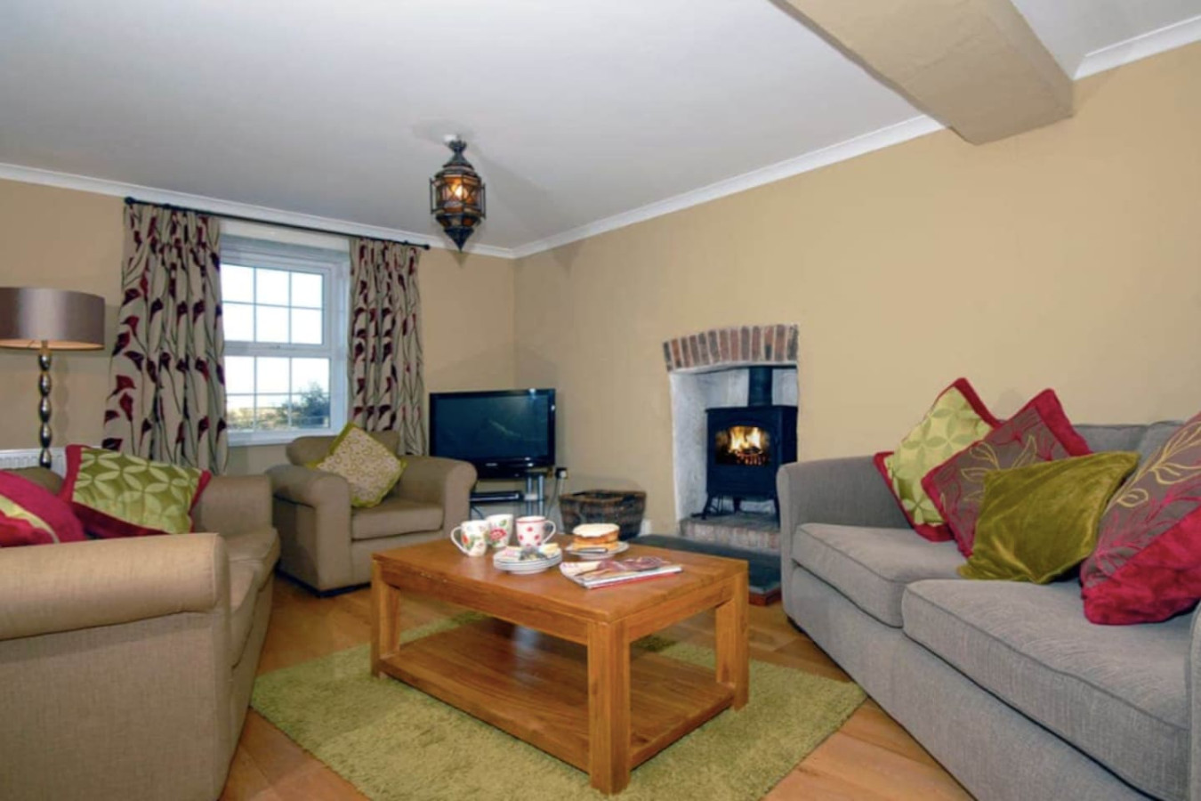 charming-coastal-farmhouse-with-sea-views-and-garden/