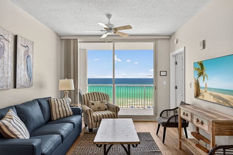 Majestic Resort! Newly Updated Beachfront 3BR Condo