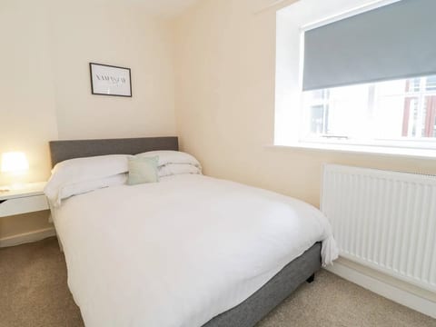 Pet-Friendly Cottage Near Castle | Sleeps 5
