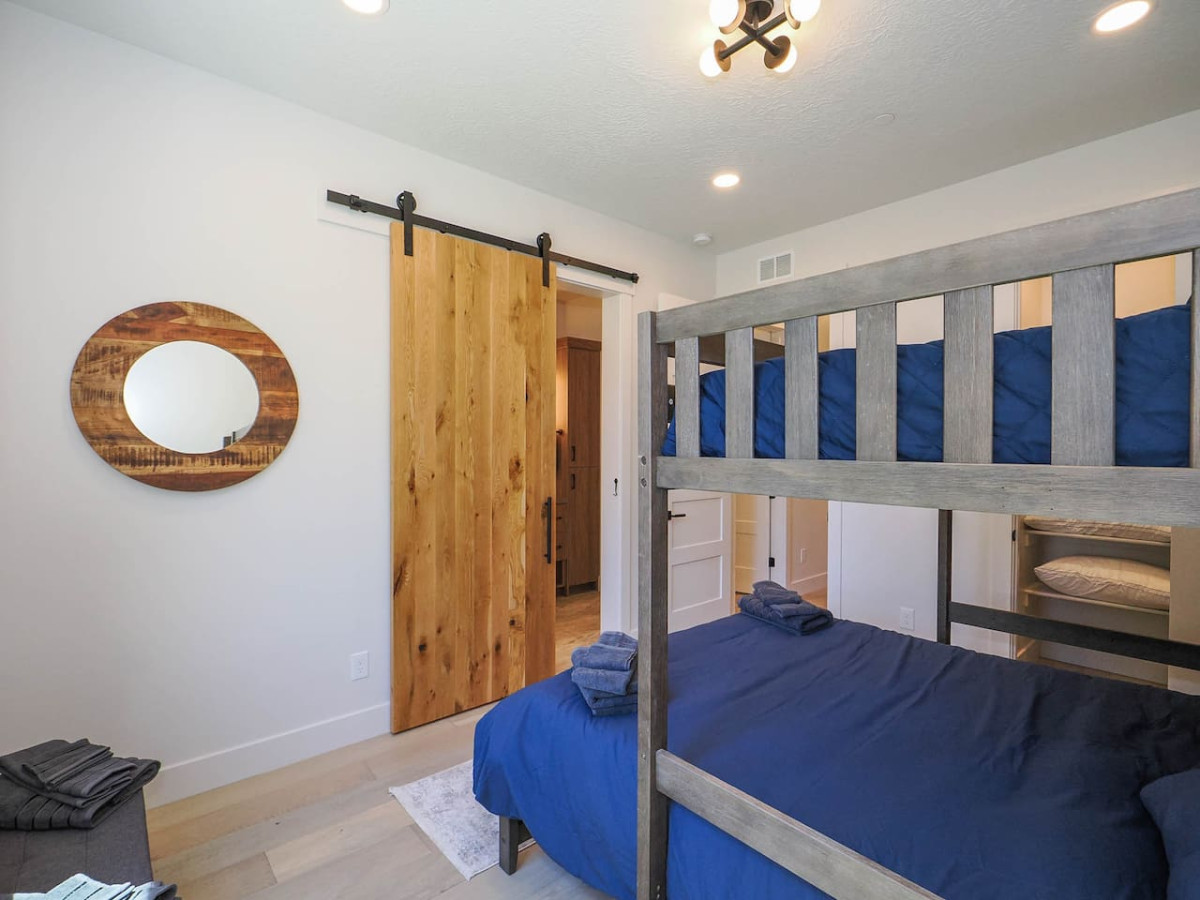 Luxury 4BR Mountain Retreat Near Sundance Resort - Provo