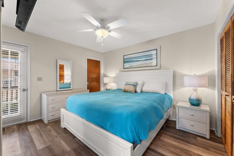 Resort Townhouse with Beach Access & 11 Pools