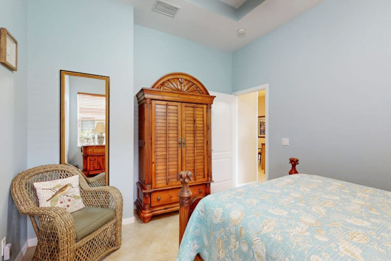 Villa Cape Casa Royale with a pool. - Cape Coral