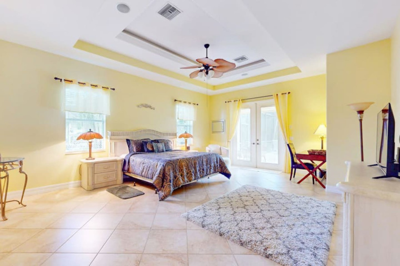 Villa Cape Casa Royale with a pool. - Cape Coral