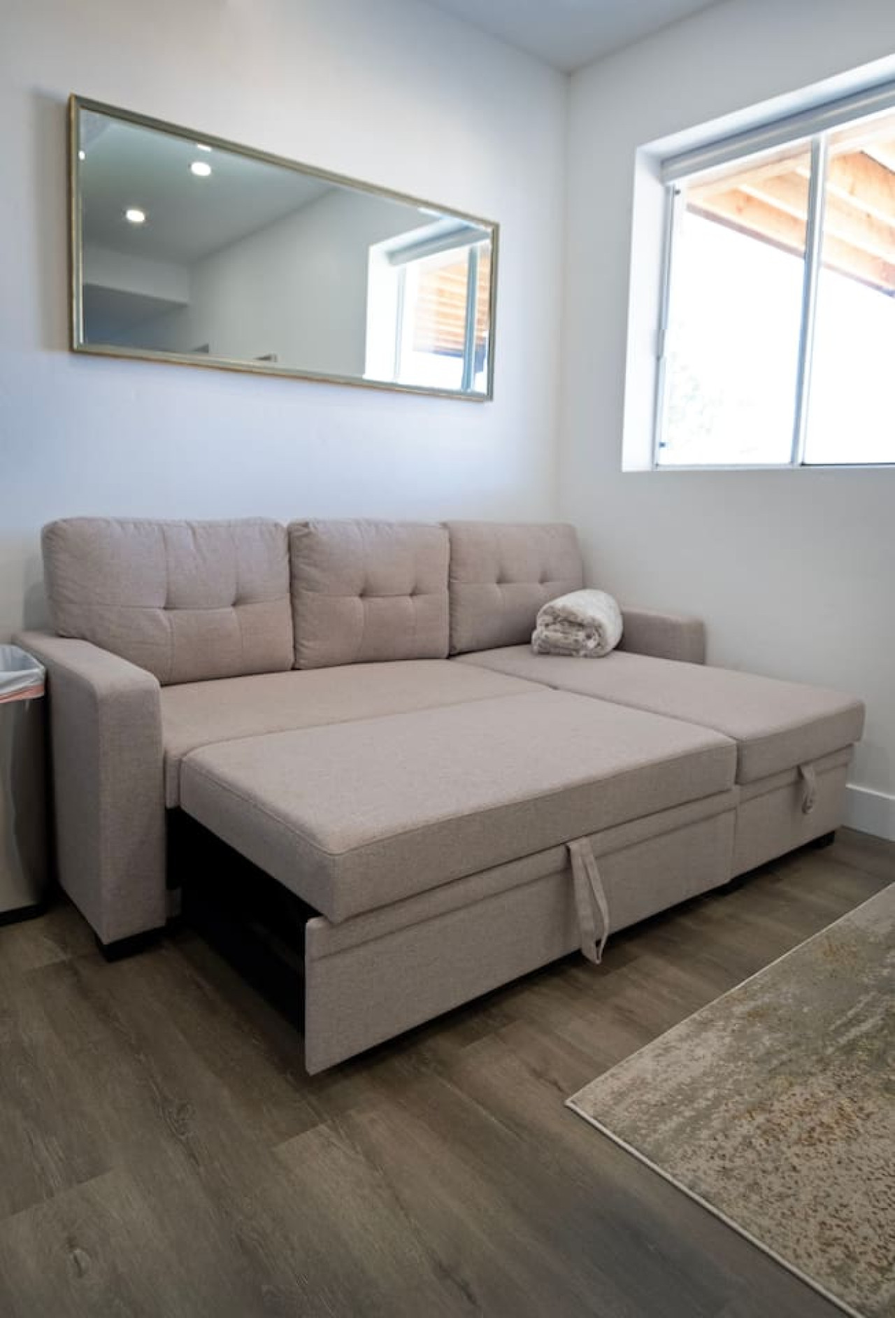 modern-ski-house-or-office-space-and-sunset-views/