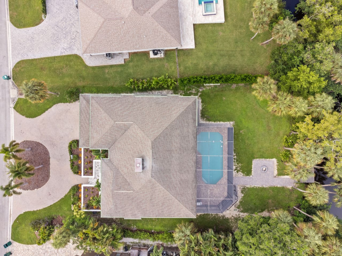 luxurious-naples-retreat/