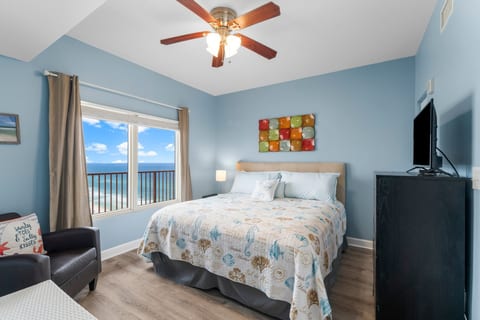 King Size Master Bedroom with Spectacular Ocean and Beach Views!