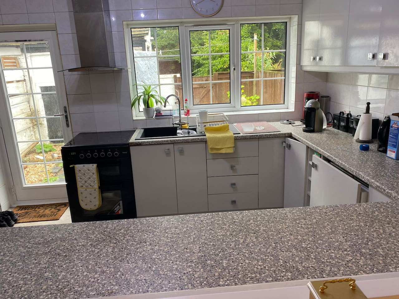 A Manchester Cottage getaway with log burner   - Unsworth