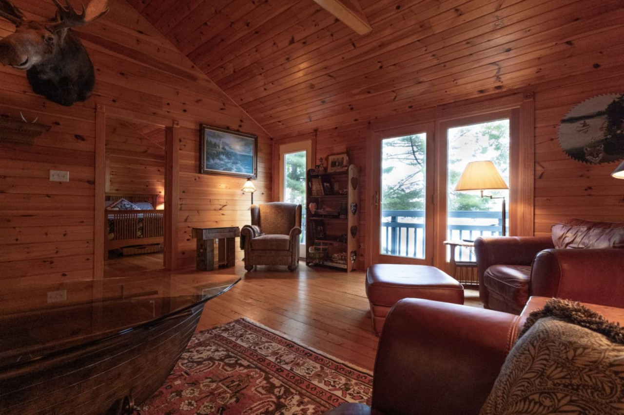 lake-house-getaway-with-rustic-charm-sleeps-11/