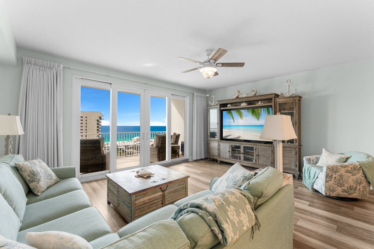 Family and Friends Living Area with Amazing Ocean Views!