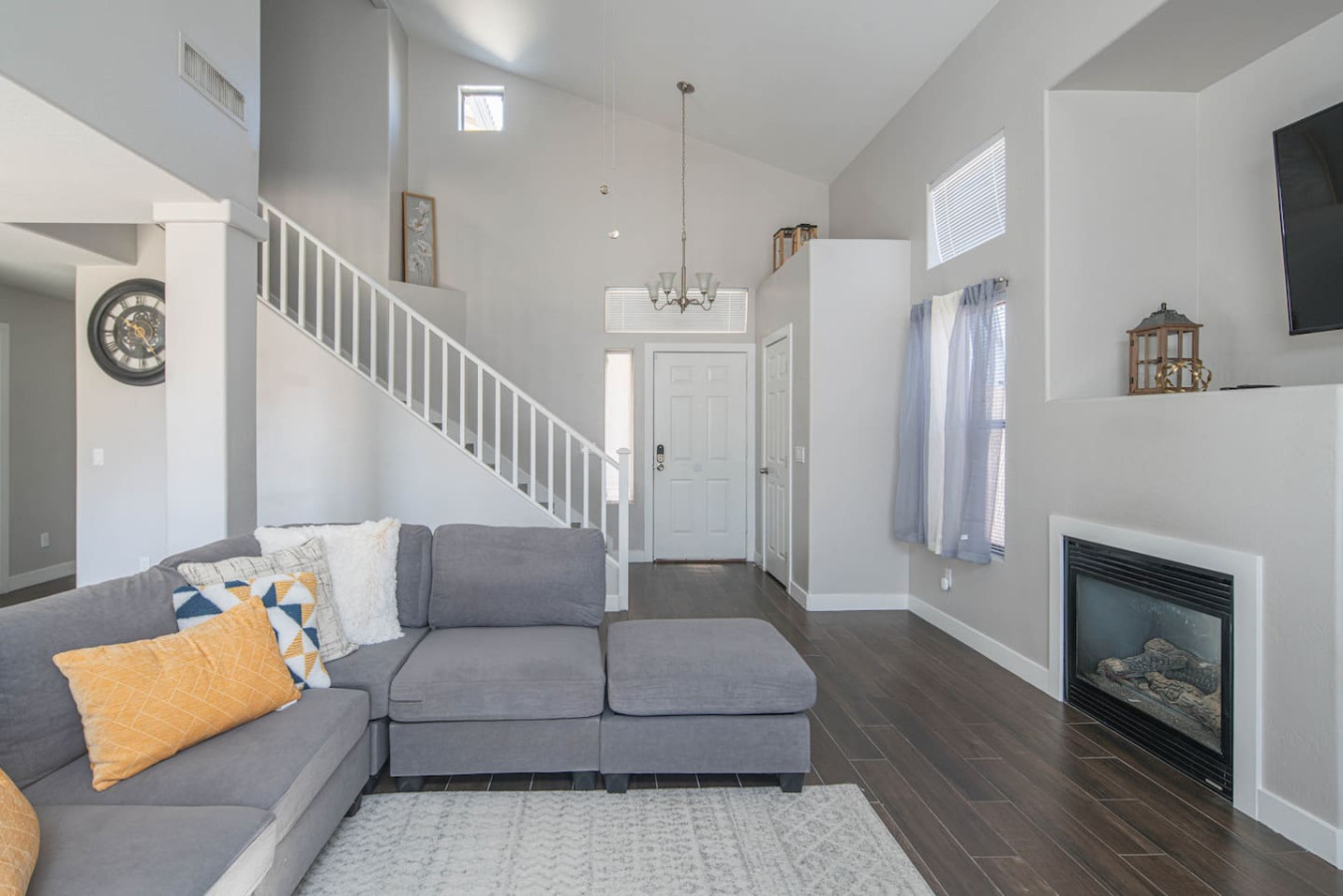 luxe-avondale-escape-4-br-sleeps-12/