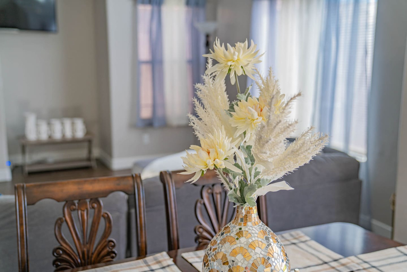 Luxe Avondale Escape - 4 BR, Sleeps 12 - Avondale