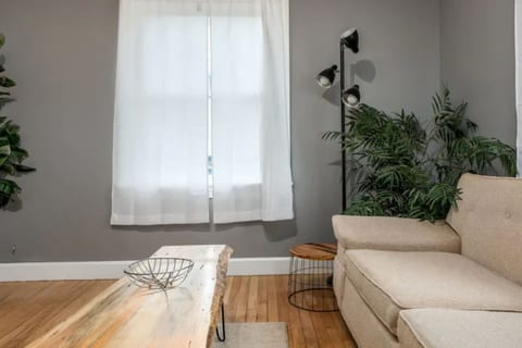 Cozy home in Bangor Maine