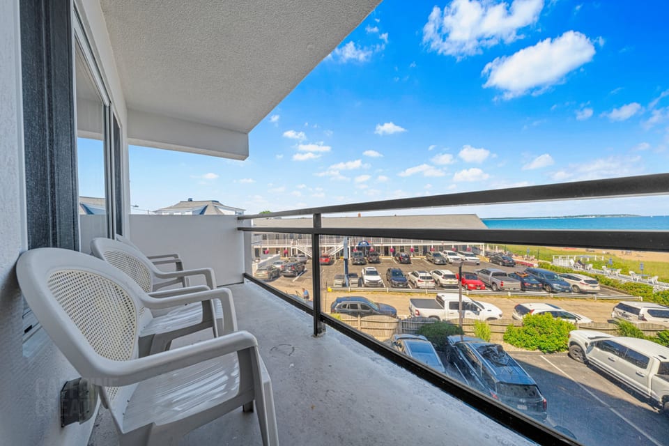 Seaside Condo | Pool Access | Walk to Shore - Ocean Park