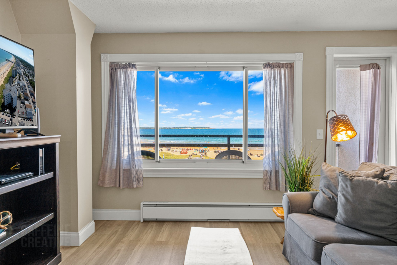 seaside-condo-or-pool-access-or-walk-to-shore/