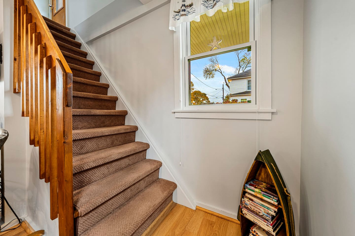 cozy-cottage-with-yard-near-beach-and-attractions/